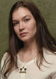 Hannah Gross