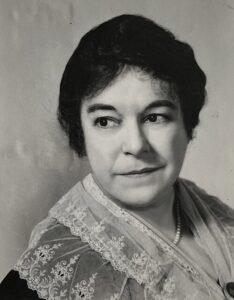 Josephine Hull