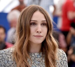 Sarah Sutherland